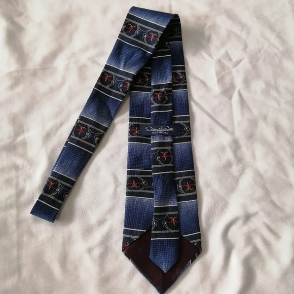 Vintage 80s Oscar de la Renta 100% Silk Blue Ombre and Red Patterned Tie - Picture 5 of 14